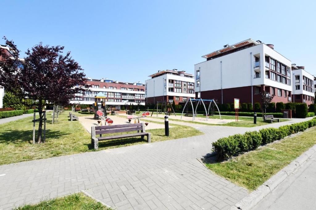 Sun 7 - Osiedle Jantar Lägenhet Kołobrzeg Exteriör bild